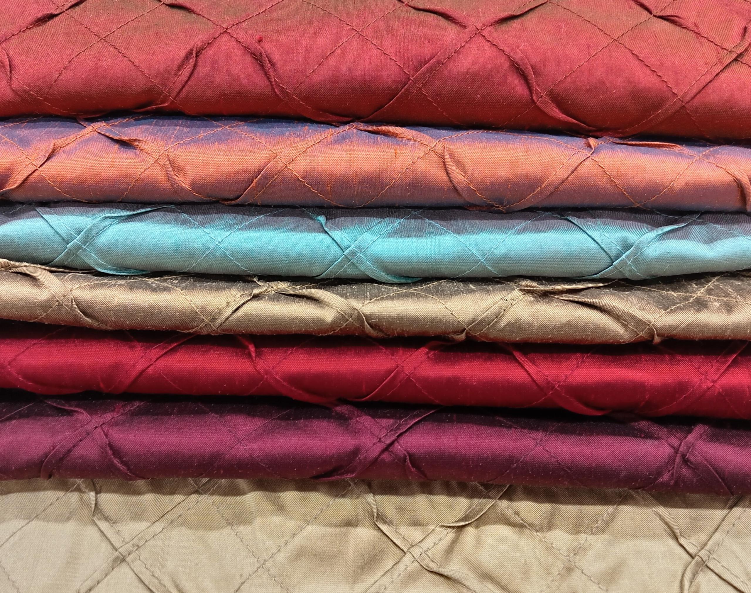 Futuro Trellis - ID ED 2007 cols - 100% Silk base - 13 cols