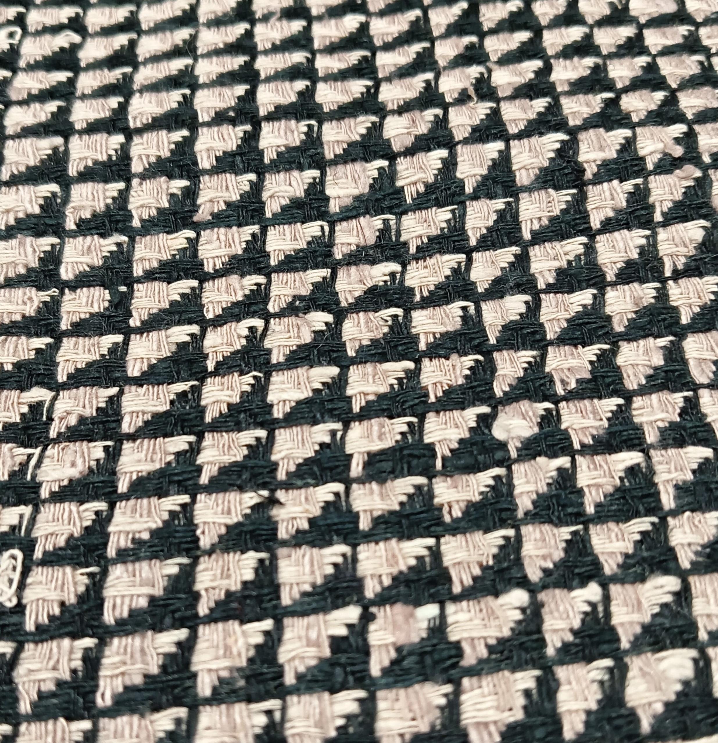 Beige Blk Dog Tooth - #963x - Acet 62% + Silk 38% - 1 col - Duchess Satins