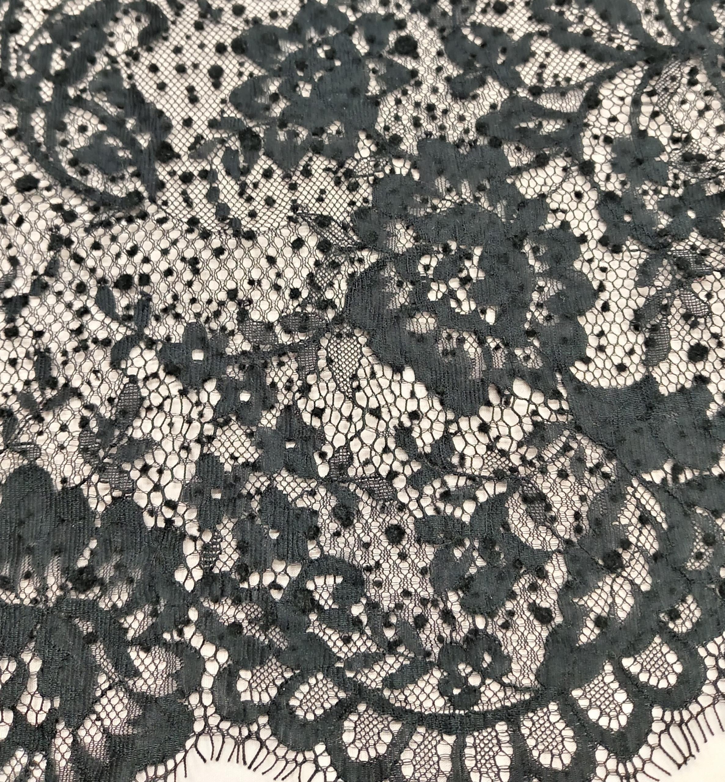 Black Lace + Flock Spots - Lace GL 2 - PES 100% - 1 col - Lace & Tulles