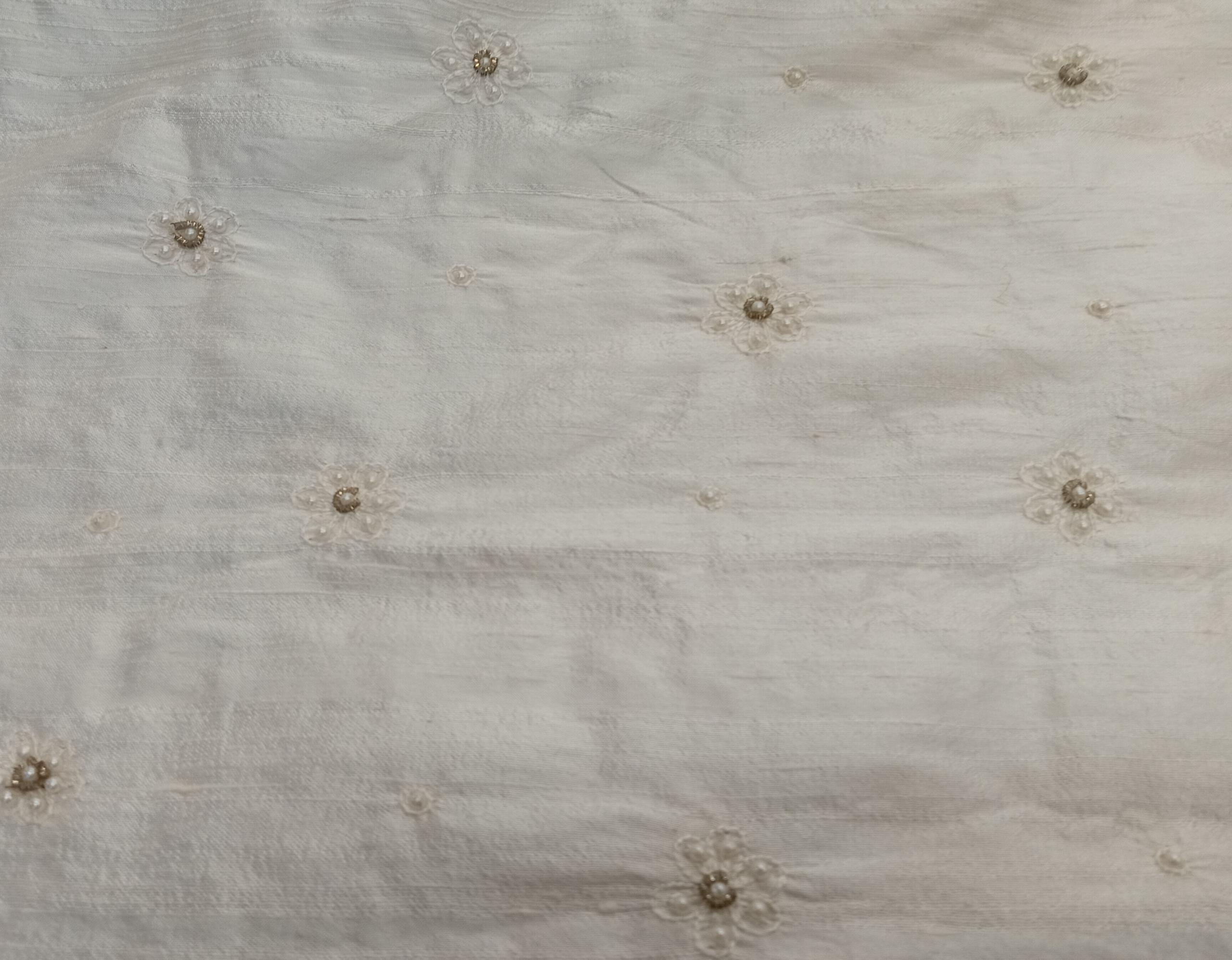 Embroidered Silk Dupion - PE7 - 100% Silk base - 1 col