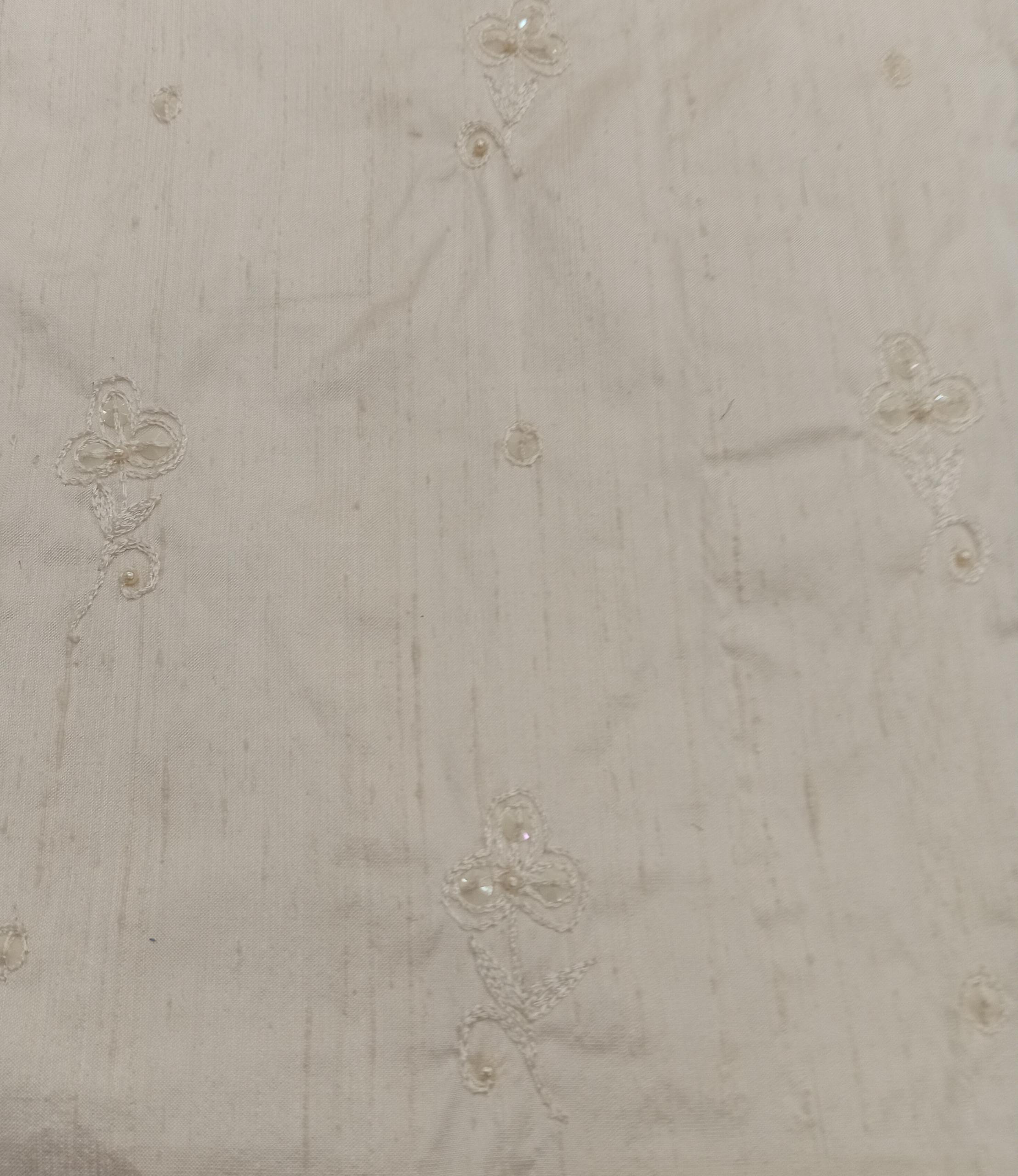 Embroidered Silk Dupion - PE30 - 100% Silk base - 1 col