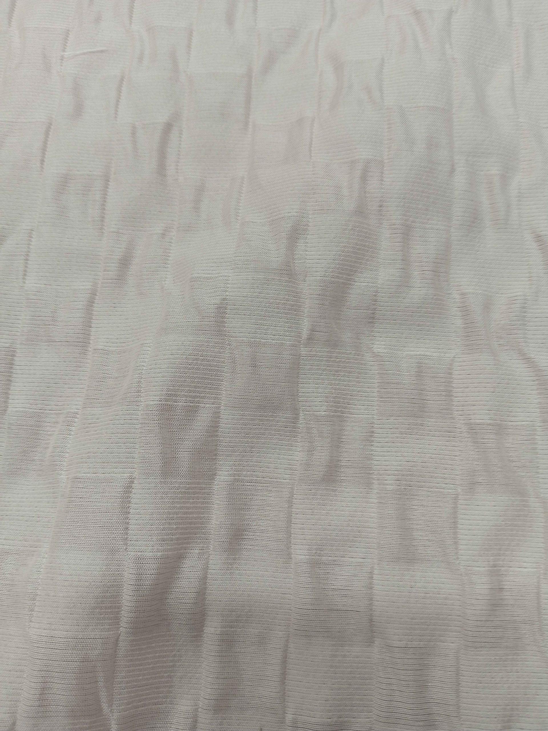 Criss-cross Jacquard - 955x - Silk 72% + Wool 17% + Poly 11% - 1 cols