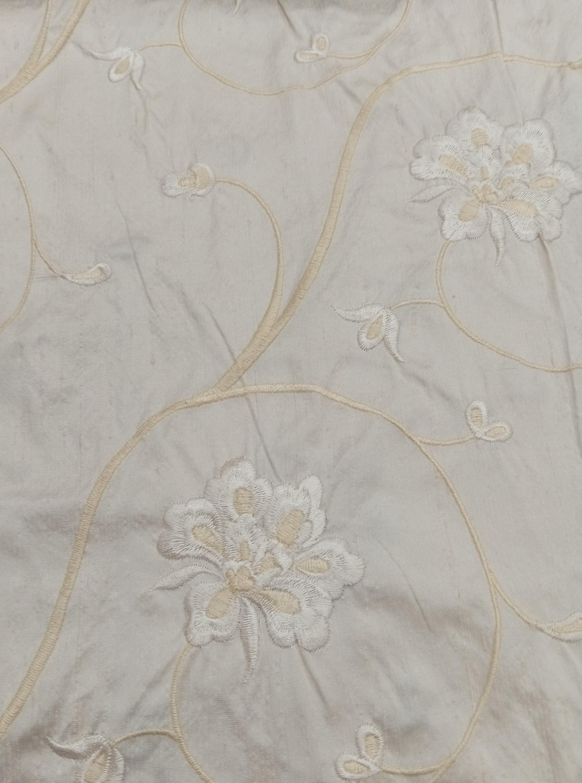 Embroidered Silk Dupion - ME83 - 100% Silk base - Ivory